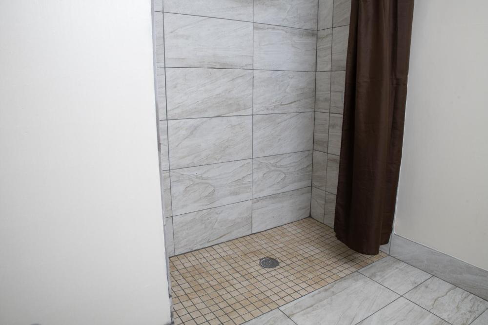Queen Room with Two Queen Beds - Disability Access interior